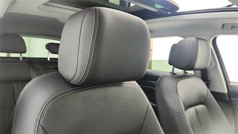 2022 Audi e-tron quattro Premium Plus