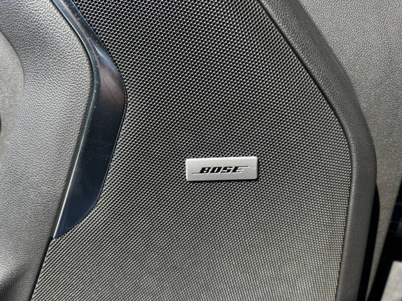 2025 GMC Yukon XL Elevation