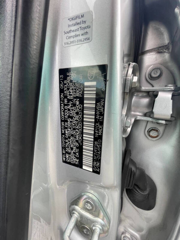 2013 Toyota Prius c One