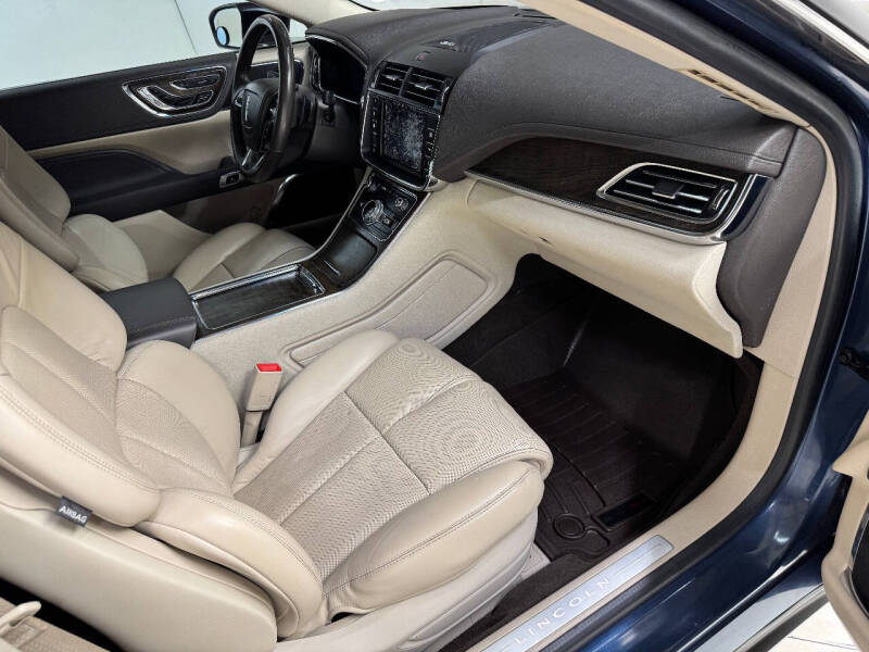 2019 Lincoln Continental Reserve