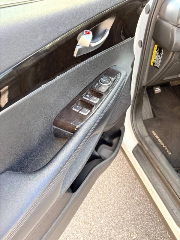 2017 Kia Sorento EX V6