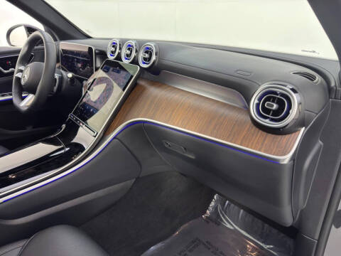 2025 Mercedes-Benz GLC GLC 300