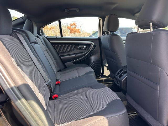 2018 Ford Taurus SEL