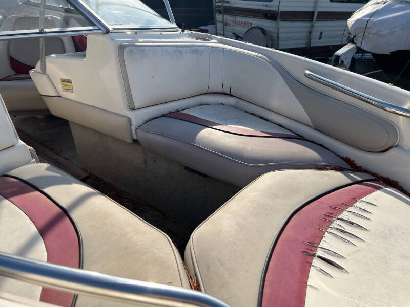 1995 Bayliner Capri SS  1850