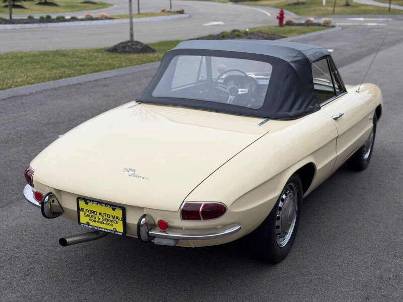 1967 Alfa Romeo Duetto Boat-Tail Spider