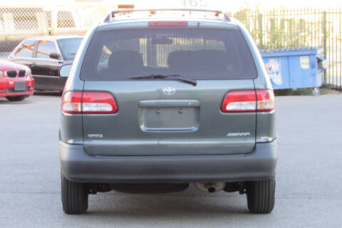 2002 Toyota Sienna CE