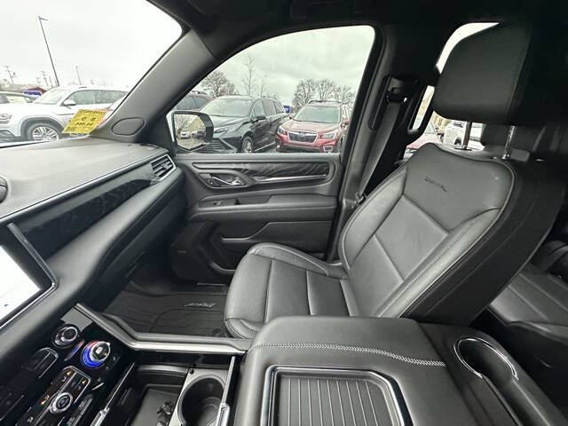 2023 GMC Yukon XL Denali