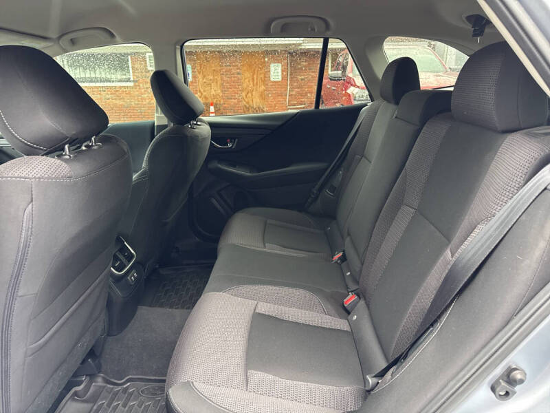 2022 Subaru Outback Premium