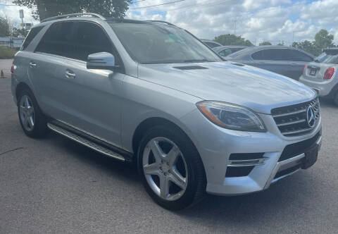 2013 Mercedes-Benz M-Class for sale at USA AUTO CENTER in Austin TX