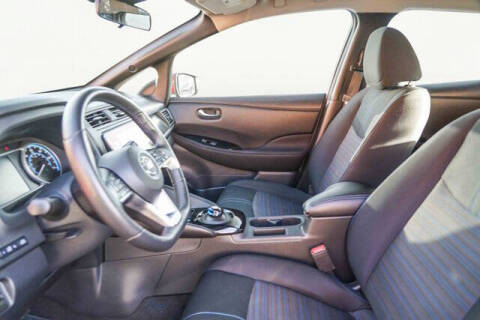 2021 Nissan LEAF SV