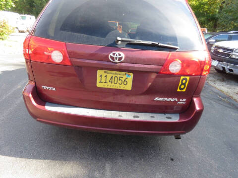 2009 Toyota Sienna LE 7-Passenger