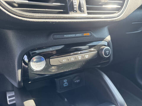 2023 Ford Escape ST-Line Select