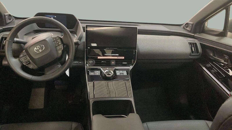 2023 Toyota bZ4X Limited