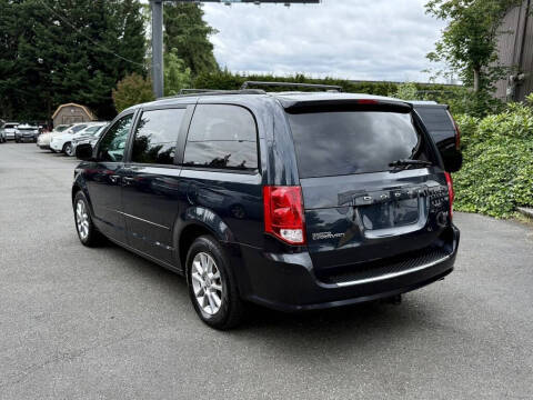 2013 Dodge Grand Caravan R/T