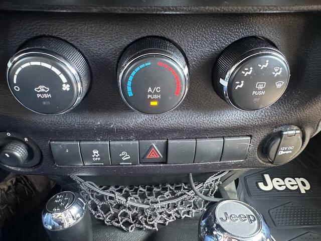 2015 Jeep Wrangler Sport