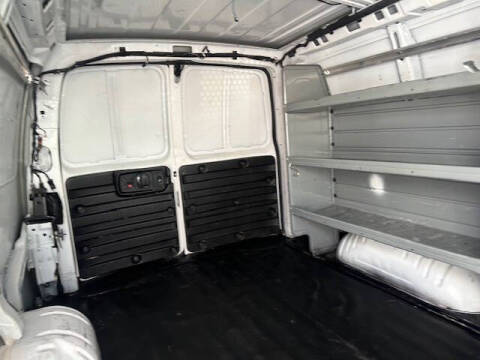 2017 Chevrolet Express 2500