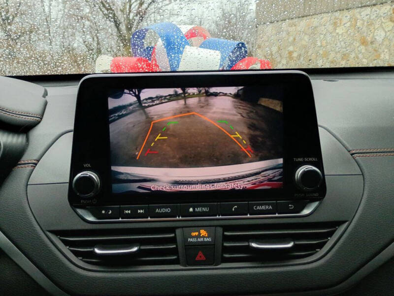 2021 Nissan Altima 2.5 SR