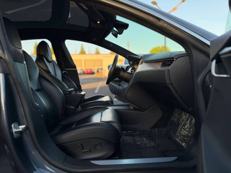 2020 Tesla Model S