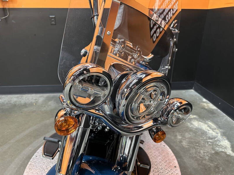 2021 Harley-Davidson FLHC - Heritage Classic