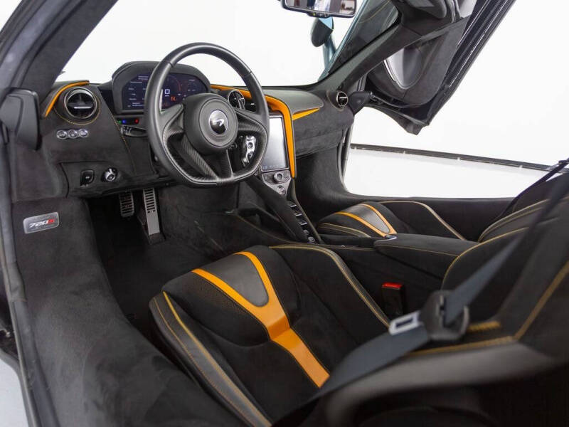 2022 McLaren 720S Spider Performance