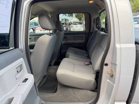 2006 Dodge Dakota SLT
