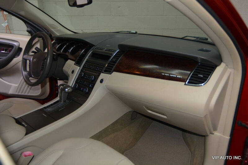2011 Ford Taurus SEL