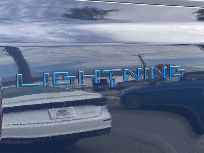 2024 Ford F-150 Lightning XLT