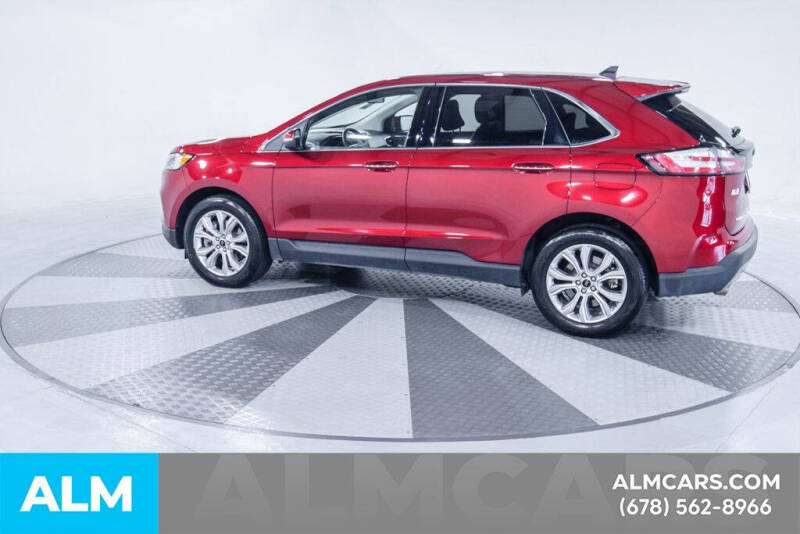 2024 Ford Edge Titanium