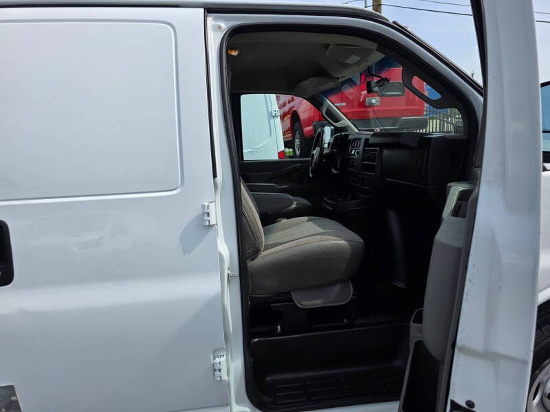 2019 Chevrolet Express 2500