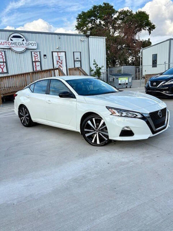 2020 Nissan Altima 2.5 SR