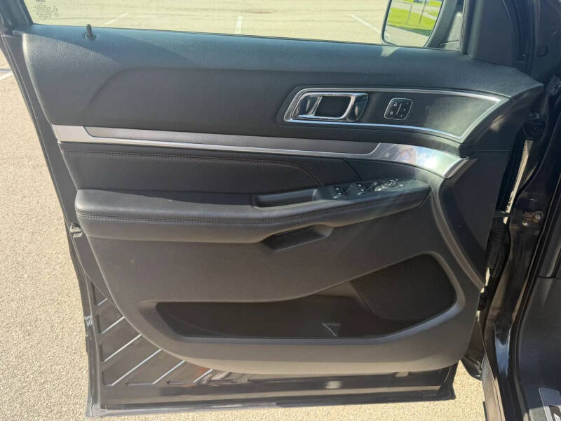 2019 Ford Explorer Sport