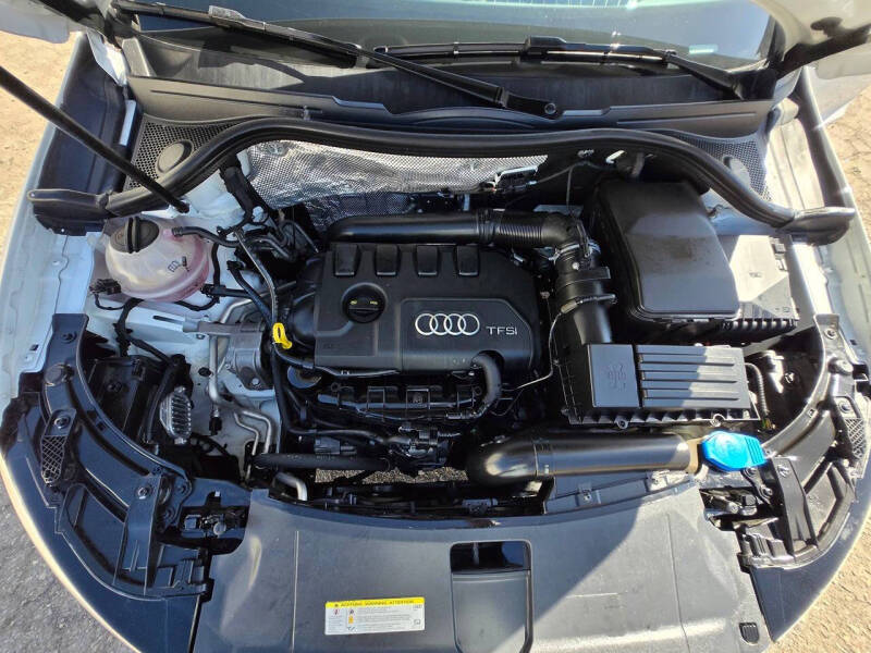 2017 Audi Q3 2.0T Premium