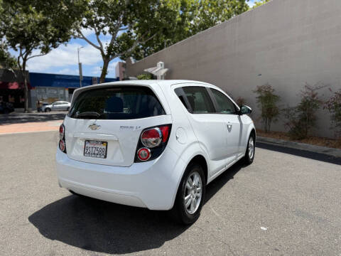 2015 Chevrolet Sonic LT Auto