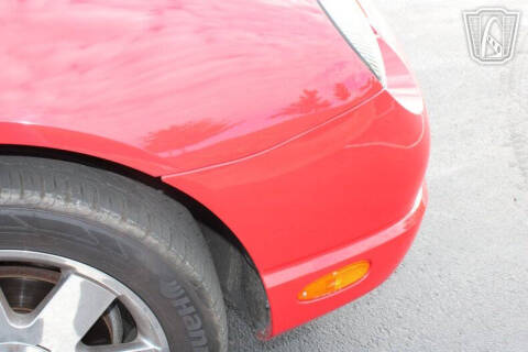 2002 Ford Thunderbird Deluxe