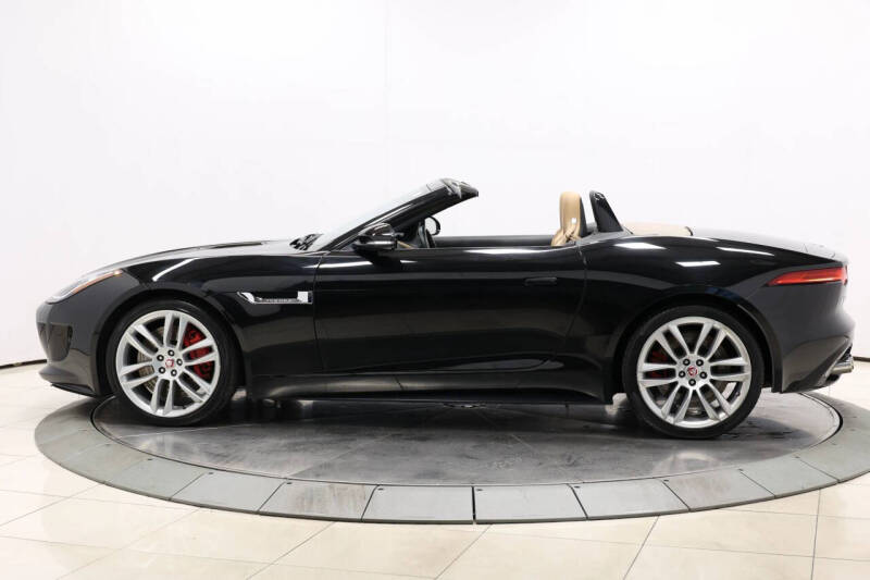 2014 Jaguar F-TYPE V8 S