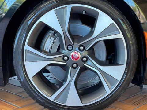 2021 Jaguar F-TYPE First Edition