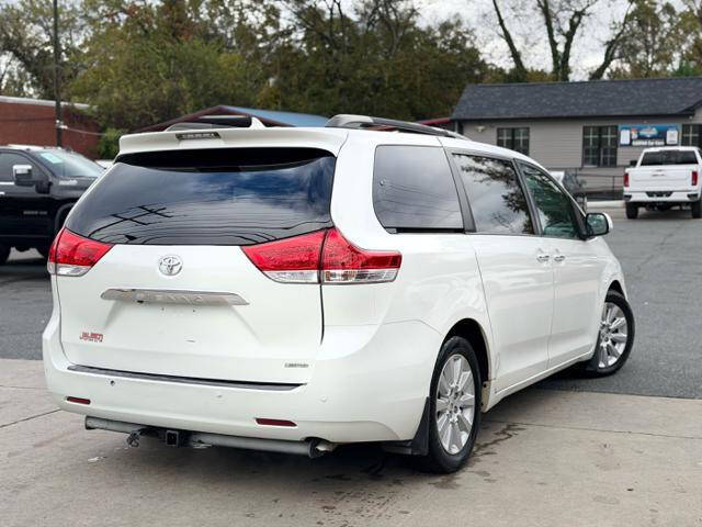 2011 Toyota Sienna