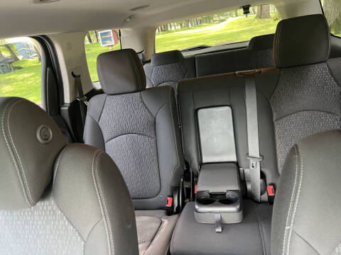 2016 GMC Acadia SLE-1