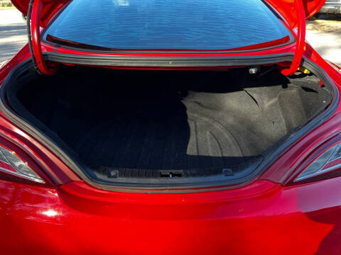 2015 Hyundai Genesis Coupe 3.8 R-Spec