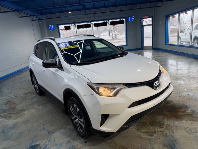 2016 Toyota RAV4 LE