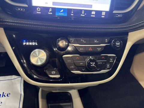 2021 Chrysler Pacifica Hybrid Touring L