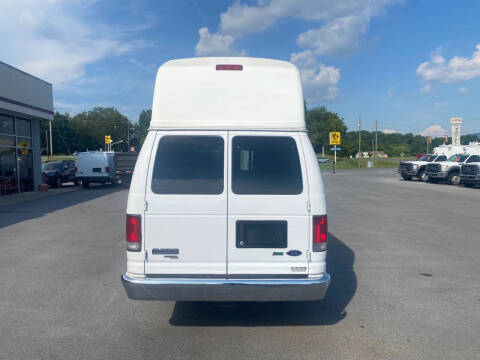 2014 Ford E-Series E-350 SD