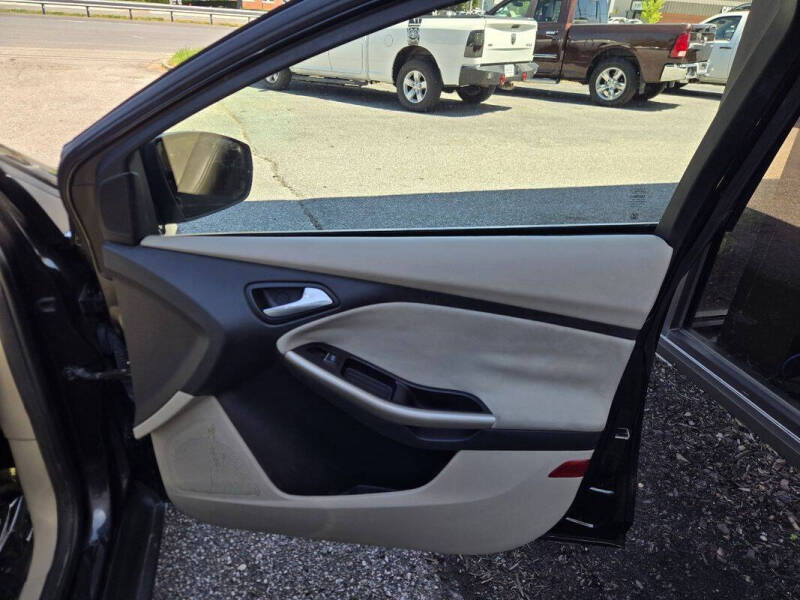 2012 Ford Focus SEL