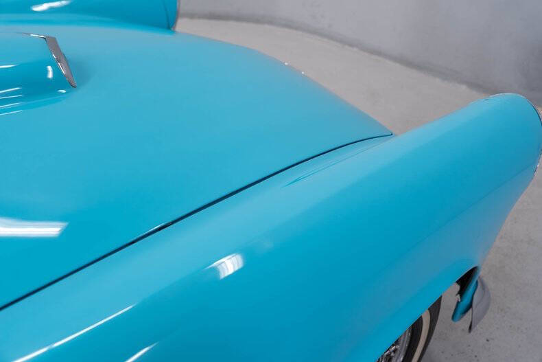 1956 Ford Thunderbird