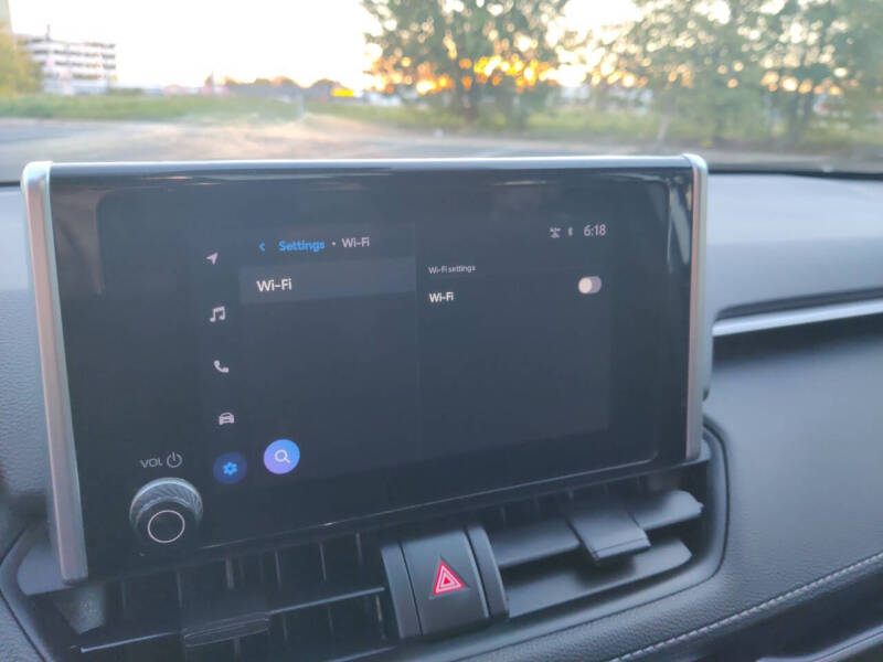 2023 Toyota RAV4 Hybrid LE