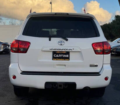 2013 Toyota Sequoia SR5