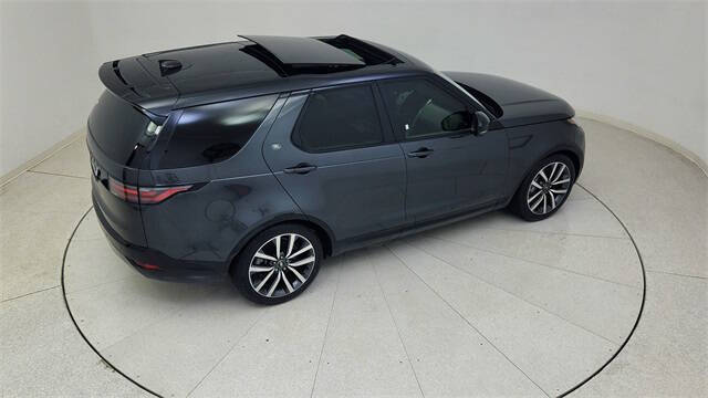 2024 Land Rover Discovery P300 Dynamic SE