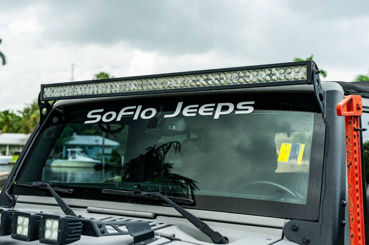 2015 JEEP Wrangler SUV / Crossover - $29,999