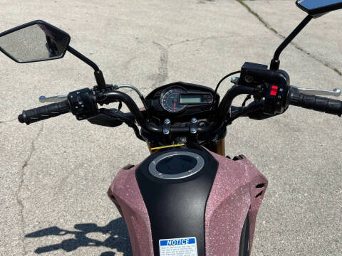 2023 Kawasaki Z125 Pro