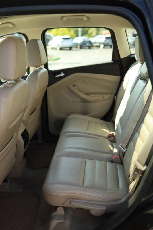 2013 Ford C-MAX Hybrid SE